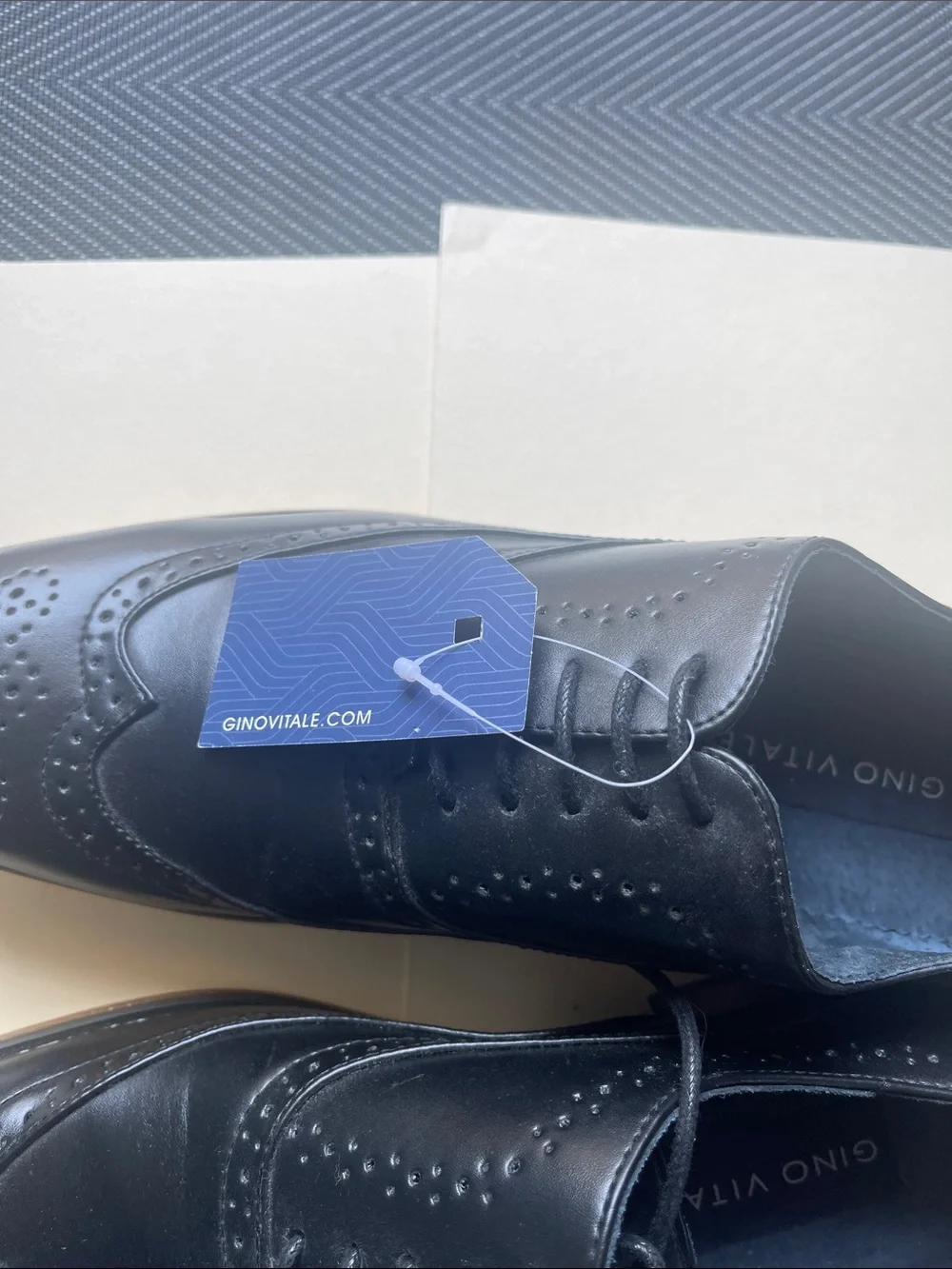 Gino Vitale Black Leather Wingtip Derby Shoes
